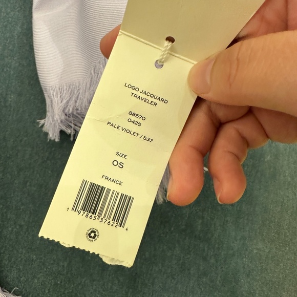 NWT!Tory Burch T Monogram Jacquard Traveler Scarf Wool Silk Blend In Pale Violet - Picture 7 of 7